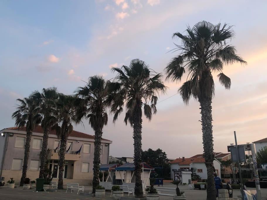 Apartmenthouse Ines Vir Dış mekan fotoğraf