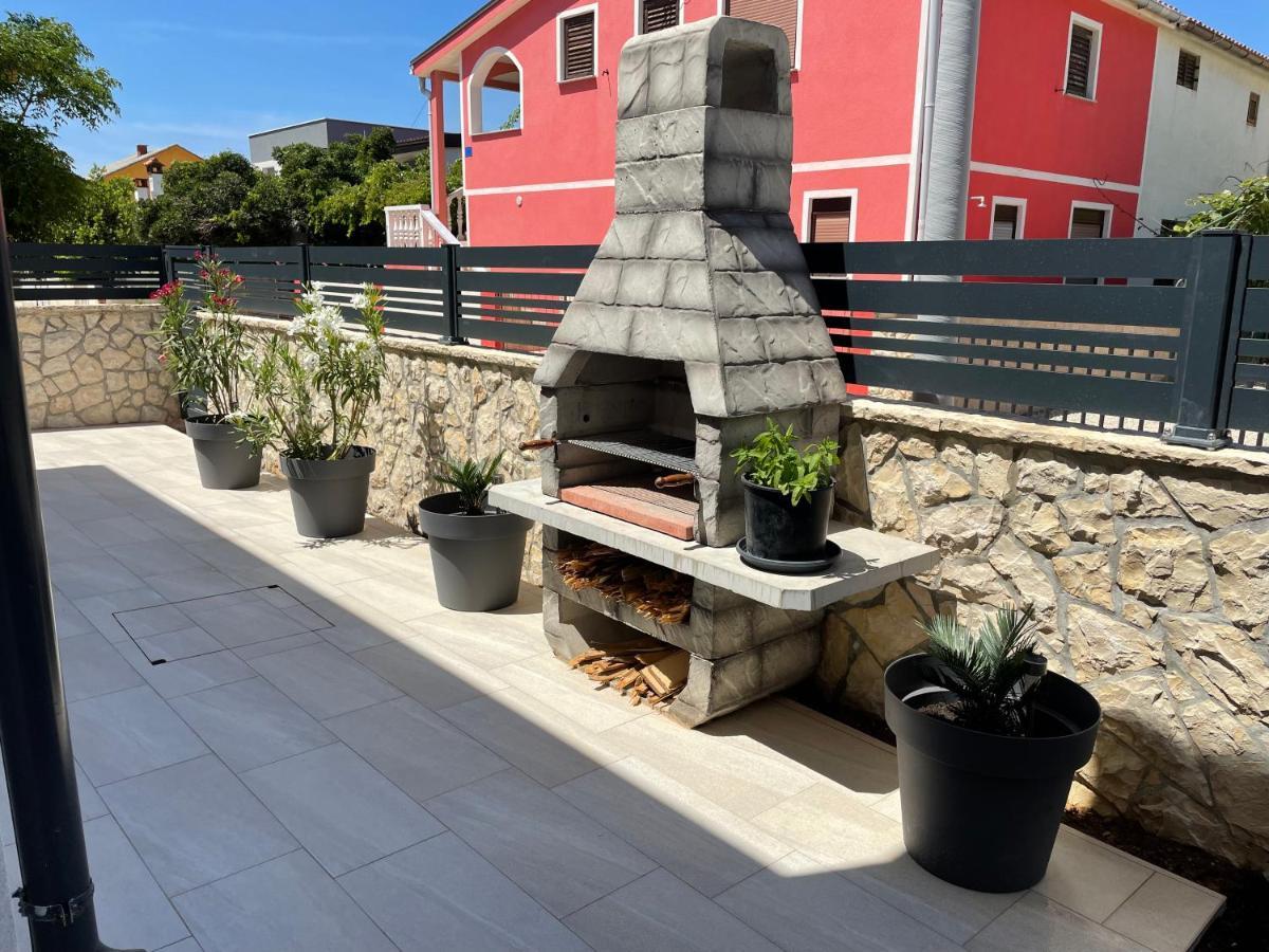 Apartmenthouse Ines Vir Dış mekan fotoğraf