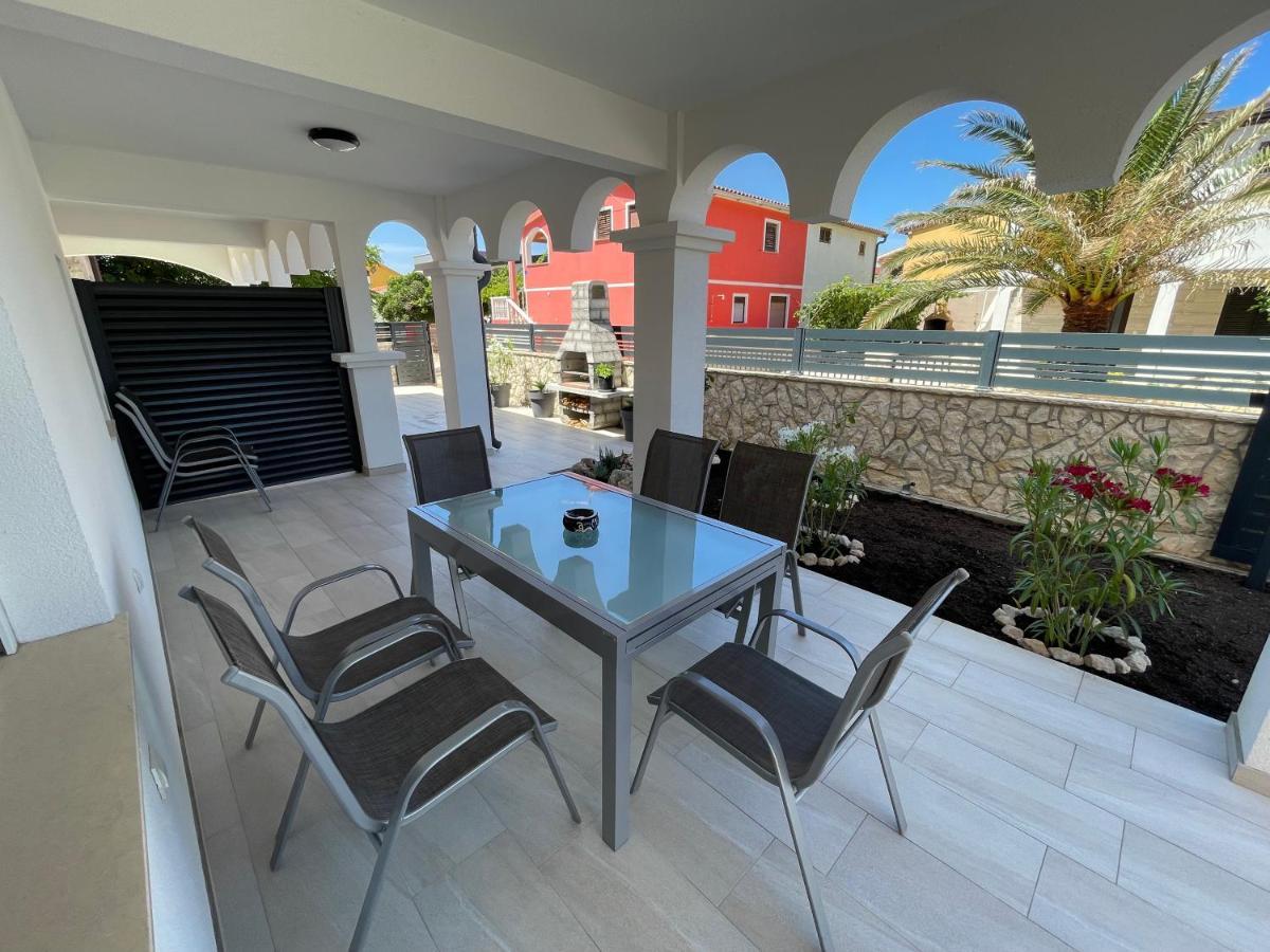 Apartmenthouse Ines Vir Dış mekan fotoğraf