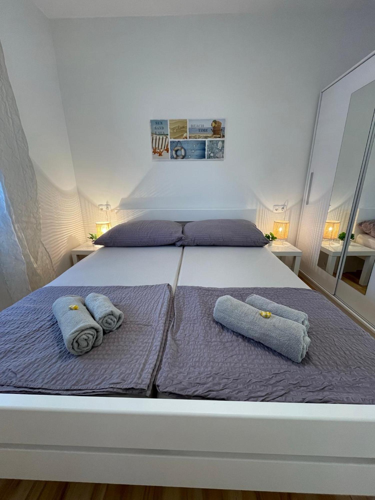 Apartmenthouse Ines Vir Dış mekan fotoğraf