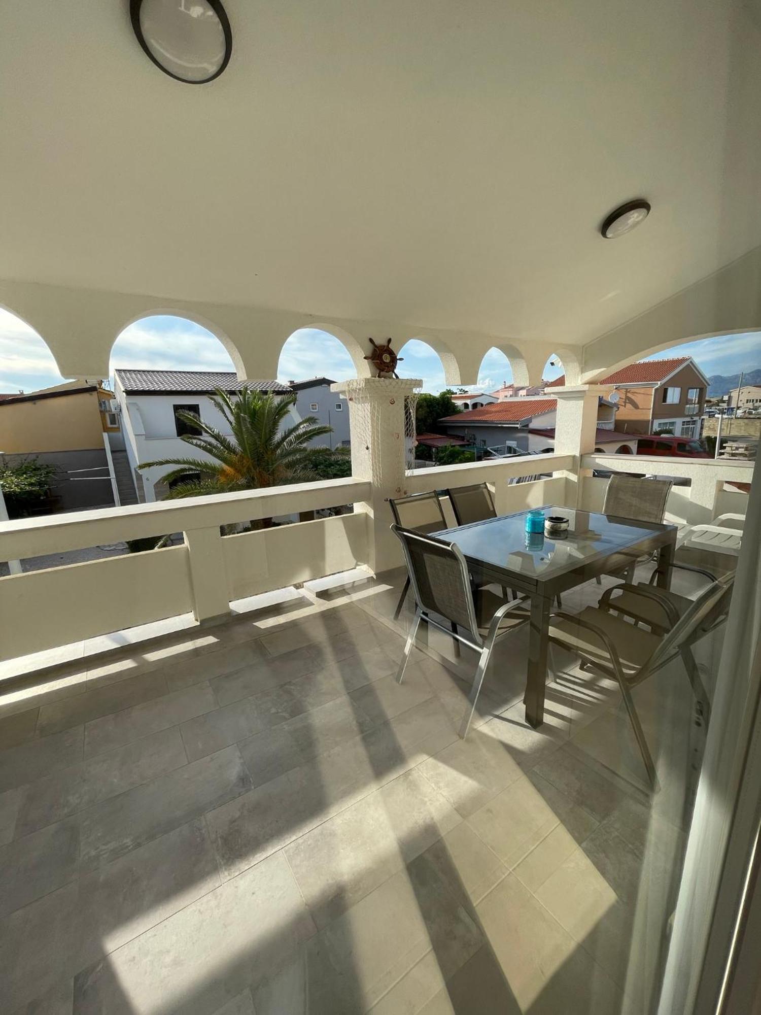 Apartmenthouse Ines Vir Dış mekan fotoğraf